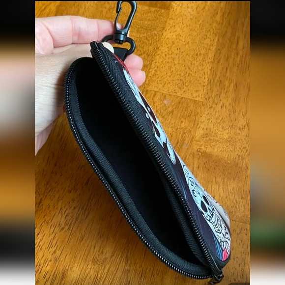 Dragonfly Soft Glasses Case - Picture 6 of 7